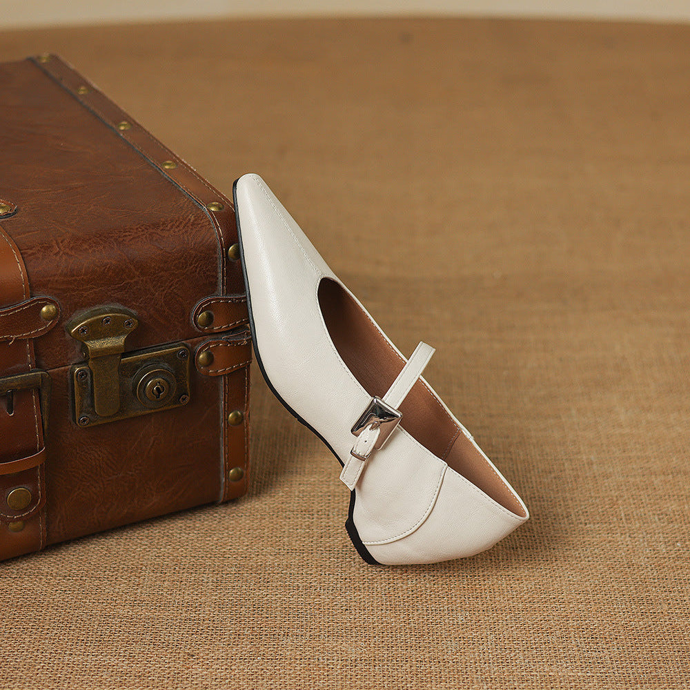 Nelia Pointed Toe Leather Flat Pumps