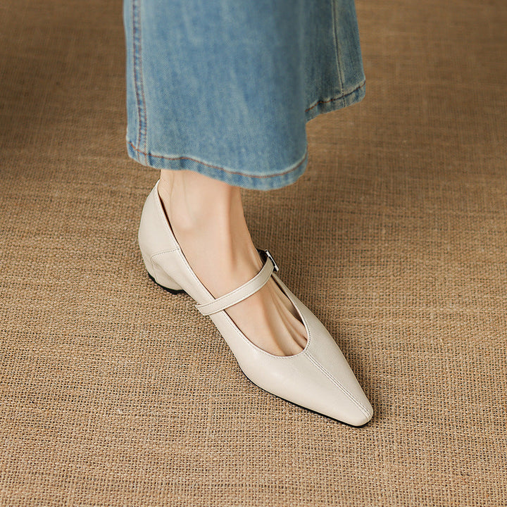 Nelia Pointed Toe Leather Flat Pumps