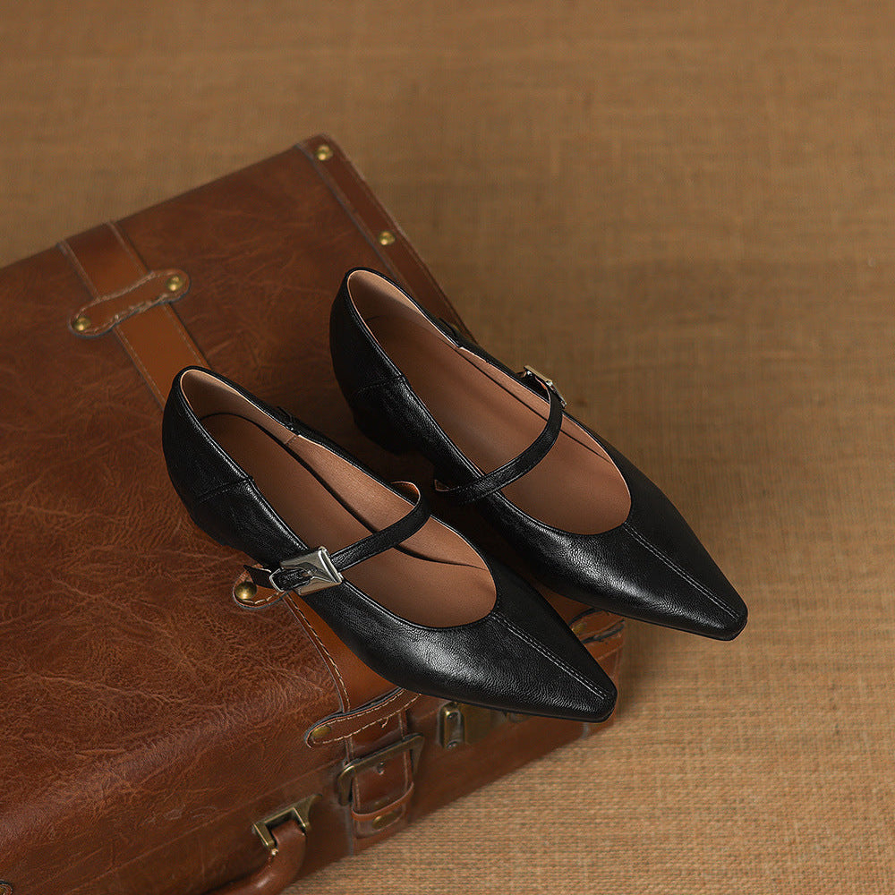 Nelia Pointed Toe Leather Flat Pumps