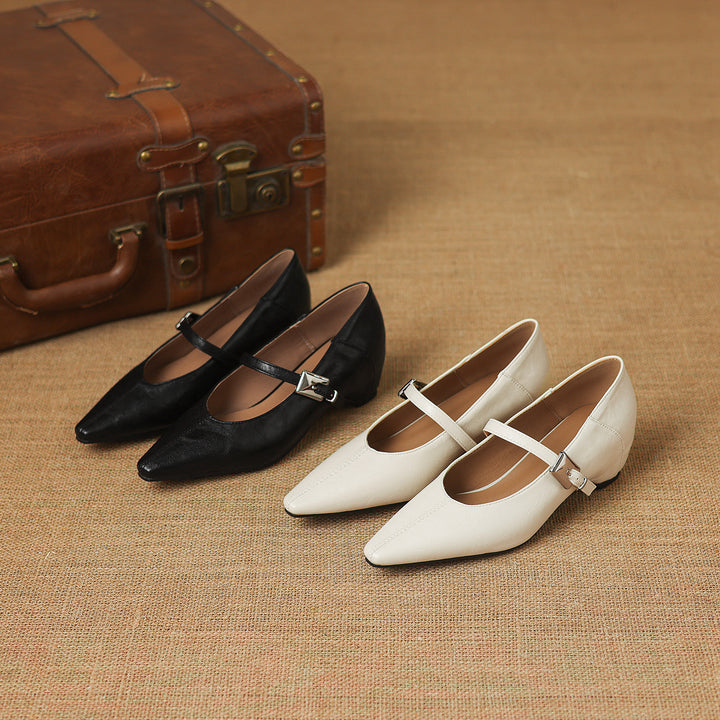 Nelia Pointed Toe Leather Flat Pumps
