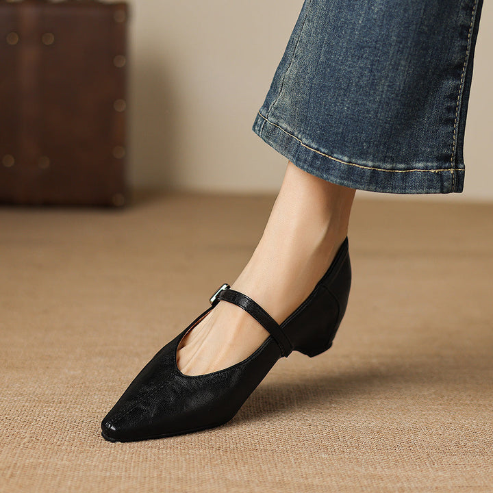 Nelia Pointed Toe Leather Flat Pumps