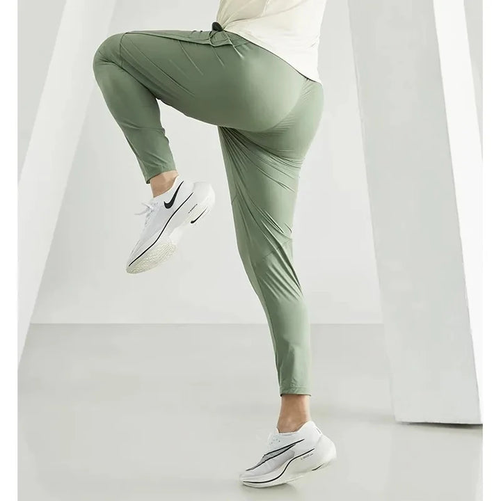 Men’s Lightweight Running Pants - Heston Manor