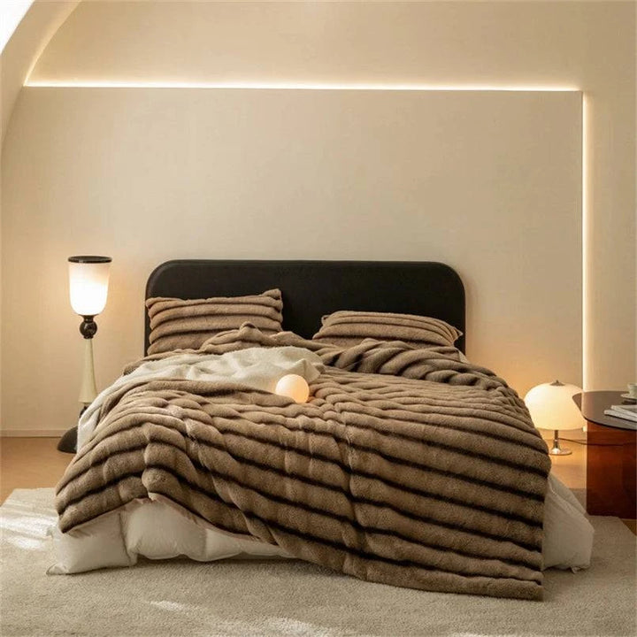 Soft Skin Throw Blanket - HESTON MANOR