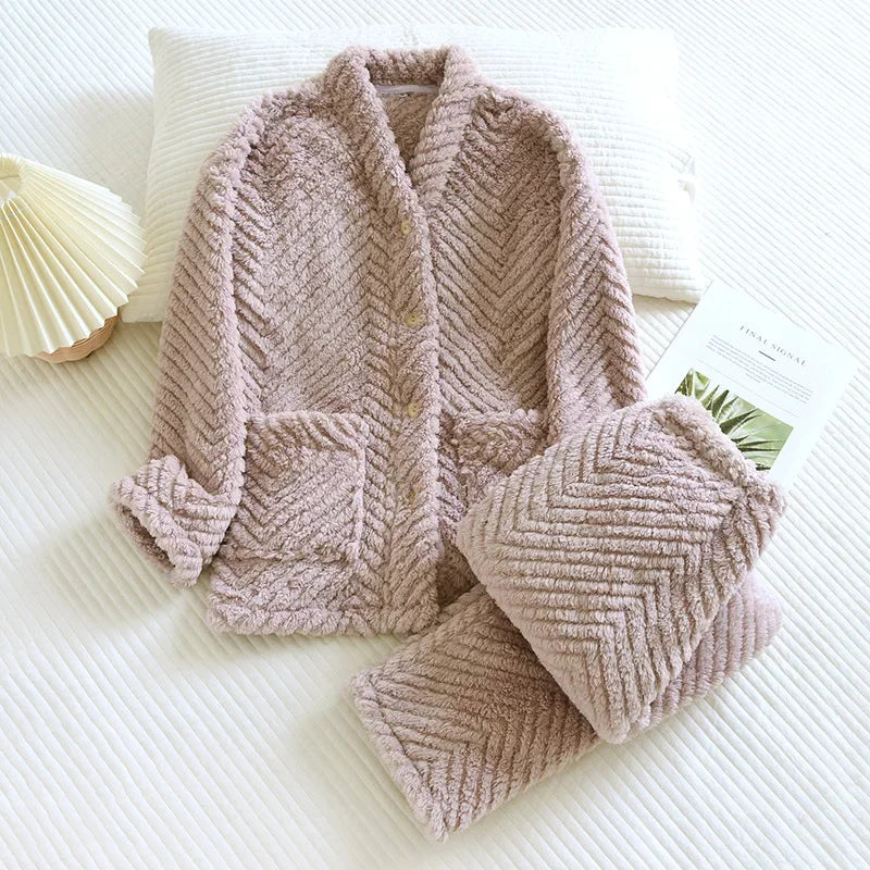Women’s Plush Pajama Set - Heston Manor