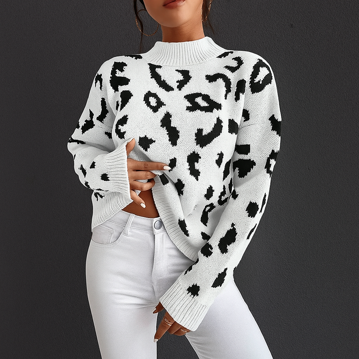 Women's Coral Leopard Print Crew Neck Sweater - Heston Manor