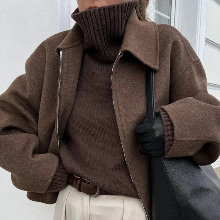 Women’s Minimalist Zip-Up Coat - Heston Manor