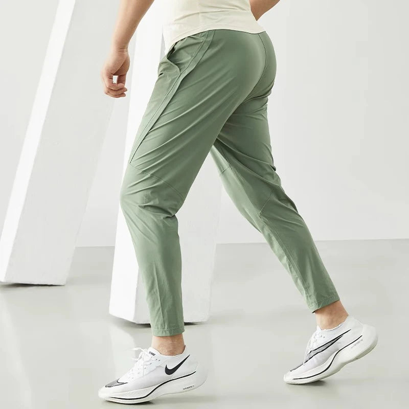 Men’s Lightweight Running Pants - Heston Manor