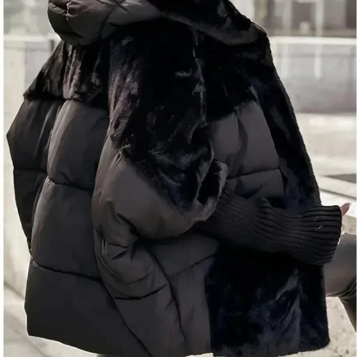 Women‘s Luxurious Faux Fur Puffer Jacket - Heston Manor