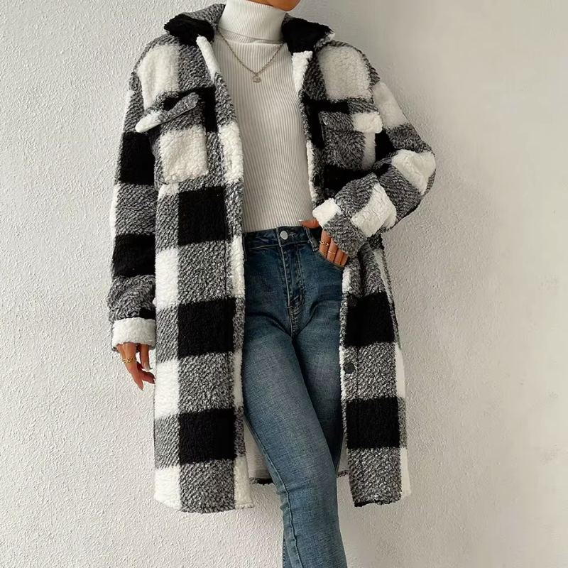 Charlotte - Plaid Coat - Heston Manor