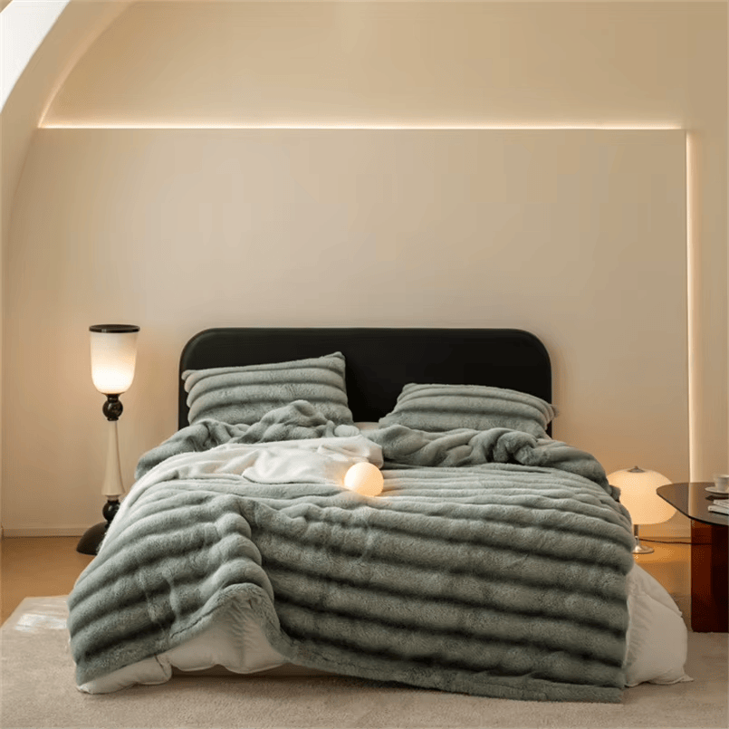 Soft Skin Throw Blanket - HESTON MANOR