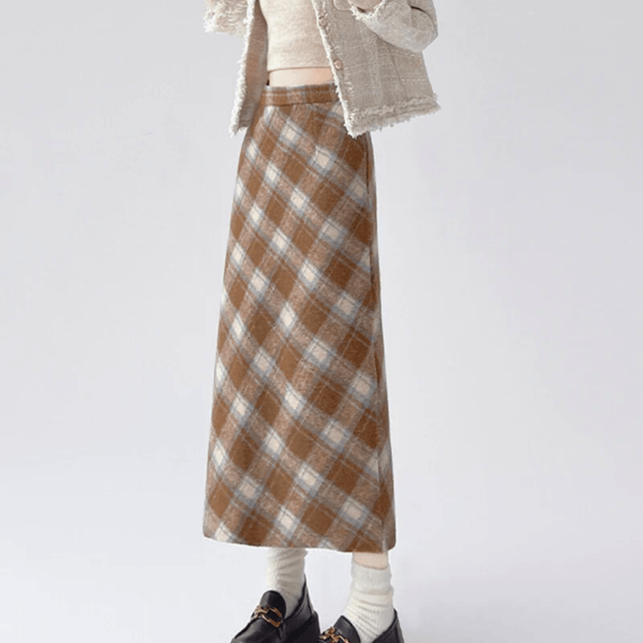 Elliott Cambridge Wool Skirt - Timeless Plaid Midi - Heston Manor